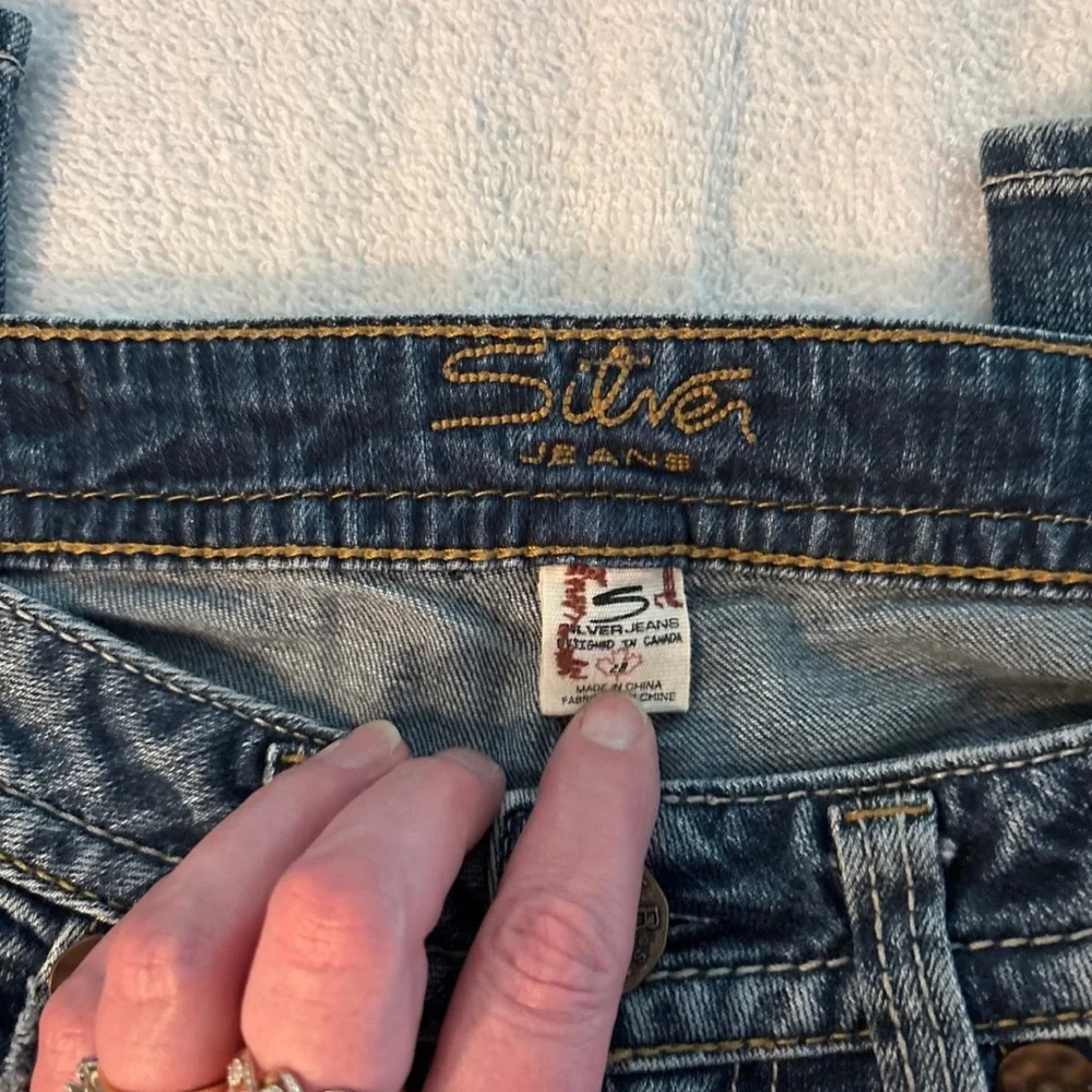 Silver Jeans Blue Denim with Brown Stitching - Picture 5 of 7